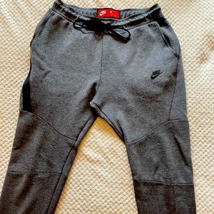 Nike Sweatpants \u0026 Joggers for Men 